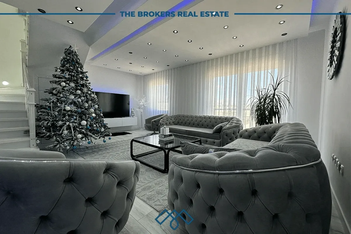 Duplex me qira 156,3m2, në lagjen Emshir/Kalabri. – foto 1