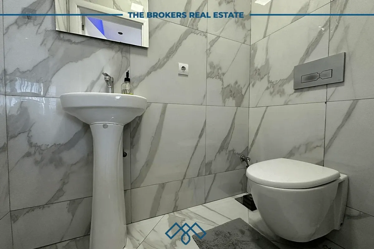 Duplex me qira 156,3m2, në lagjen Emshir/Kalabri. – foto 13