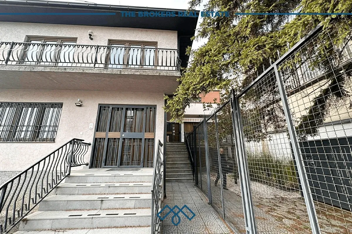 Shtëpi në shitje me fletë poseduese, 400m2 – Arbëri/Dragodan. – foto 1