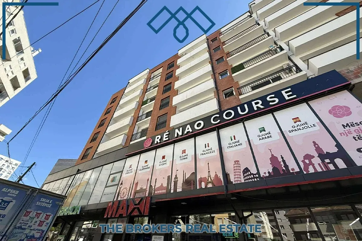 Ofrohet për shitje banesa 67.3m², në lagjen Muharrem Fejza pranë Marketit Maxi. – foto 1