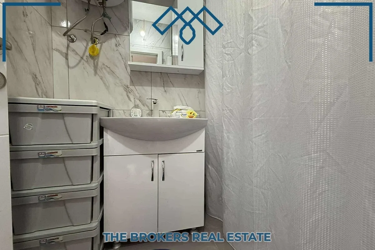 Ofrohet për shitje banesa 67.3m², në lagjen Muharrem Fejza pranë Marketit Maxi. – foto 9