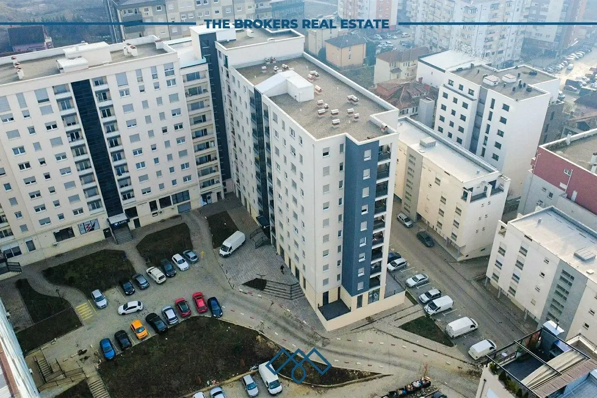 #Lokal në #shitje 145.66 m2 – Bregu i Diellit. – foto 1