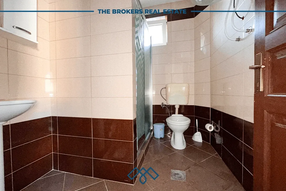 Shtëpi me qira 300m2- Emshir/Kalabri – foto 13