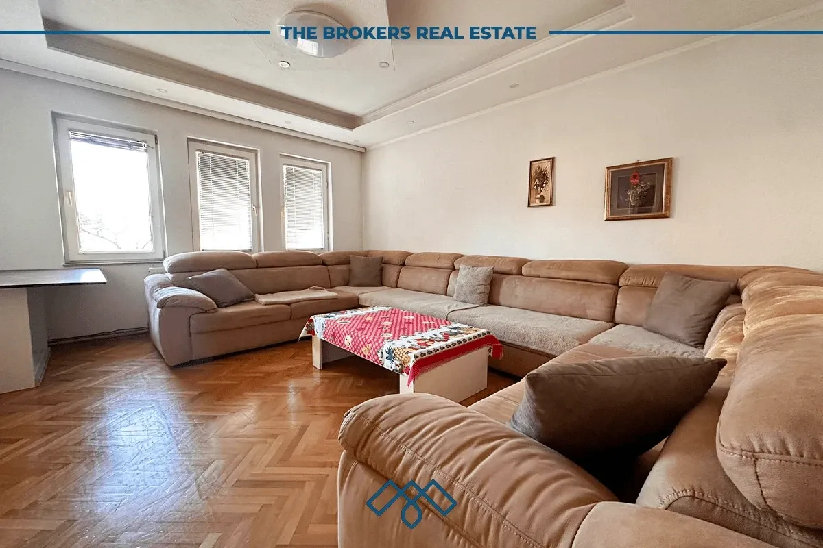 Shtëpi me qira 300m2- Emshir/Kalabri – foto 1