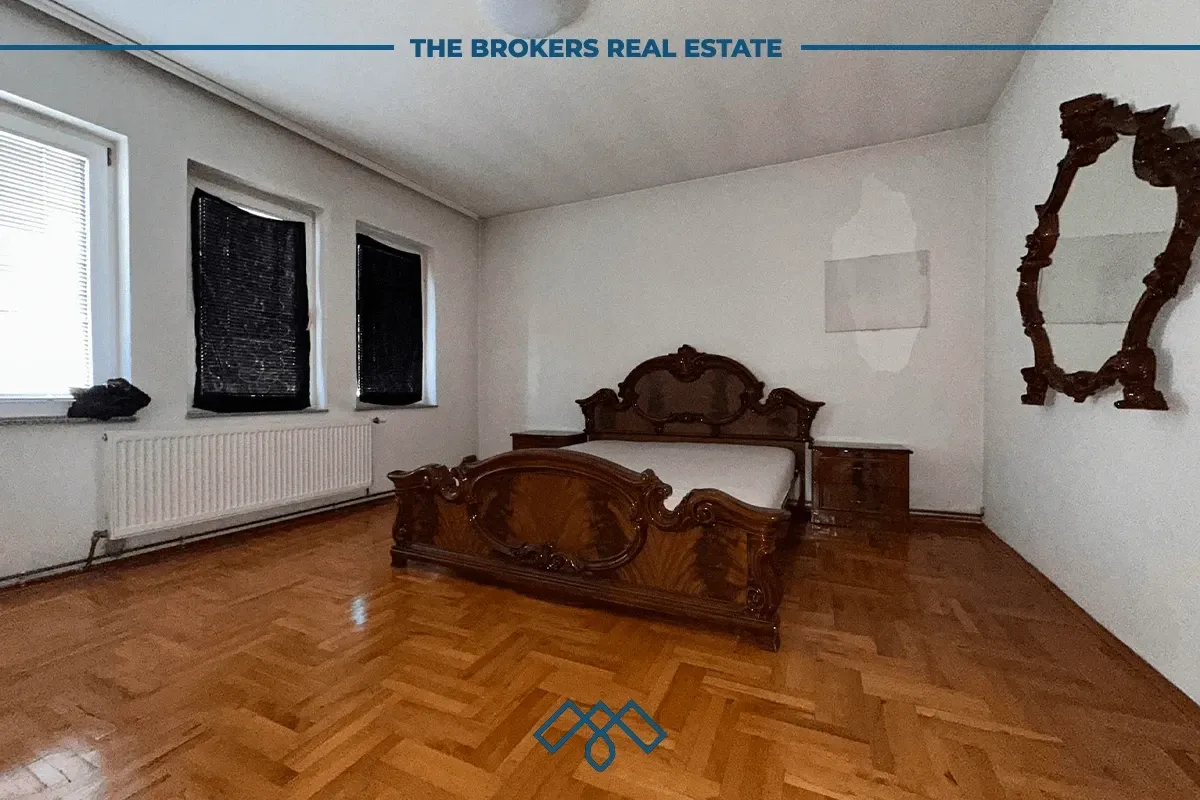 Shtëpi me qira 300m2- Emshir/Kalabri – foto 6