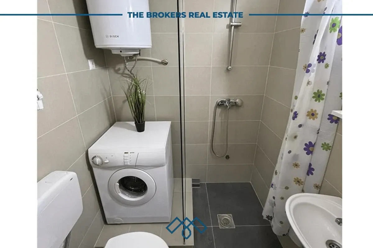 Banesë/zyre me qira 43m2 - Qendër. – foto 4