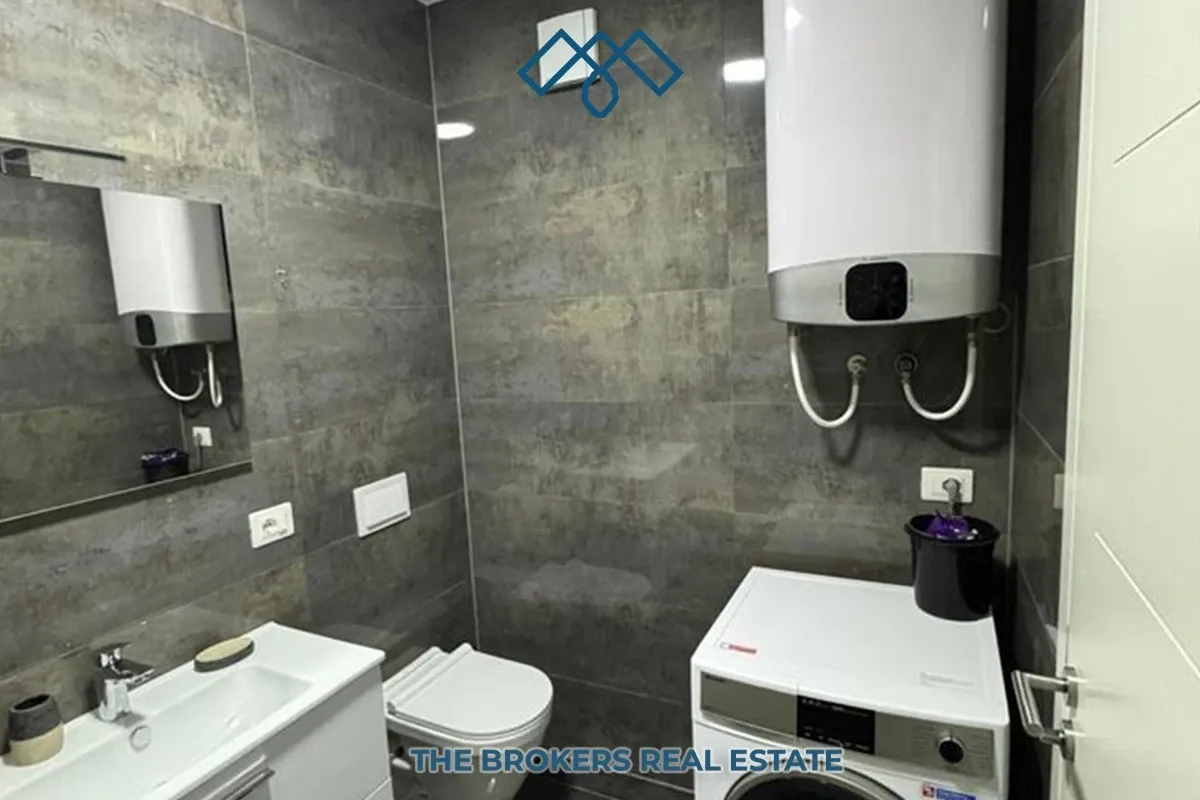 Ofrohet me qira banesa 85m² në lagjen Emshir. – foto 6