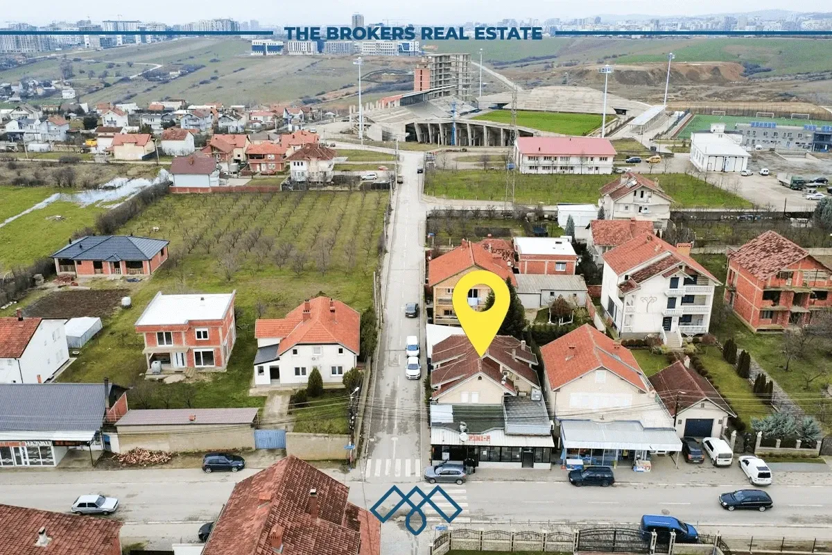 Kati i shtëpisë 170m2 me qira - Hajvali. – foto 1