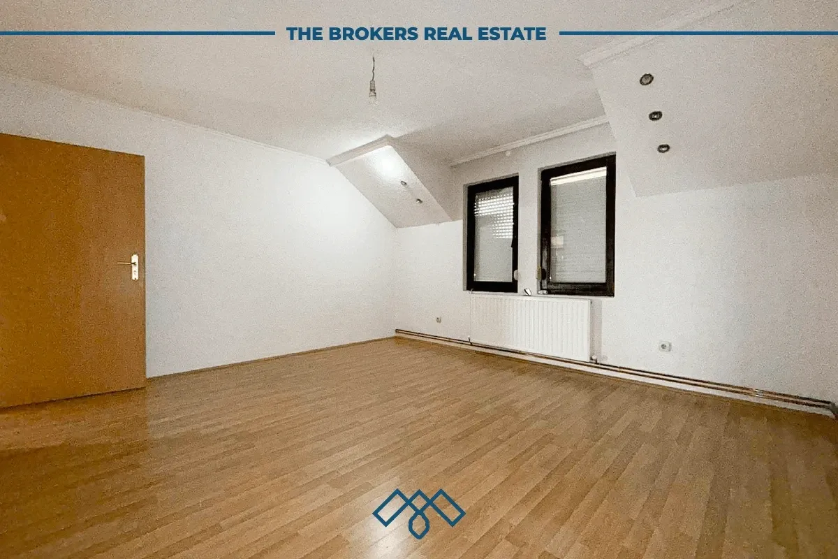 Kati i shtëpisë 170m2 me qira - Hajvali. – foto 2
