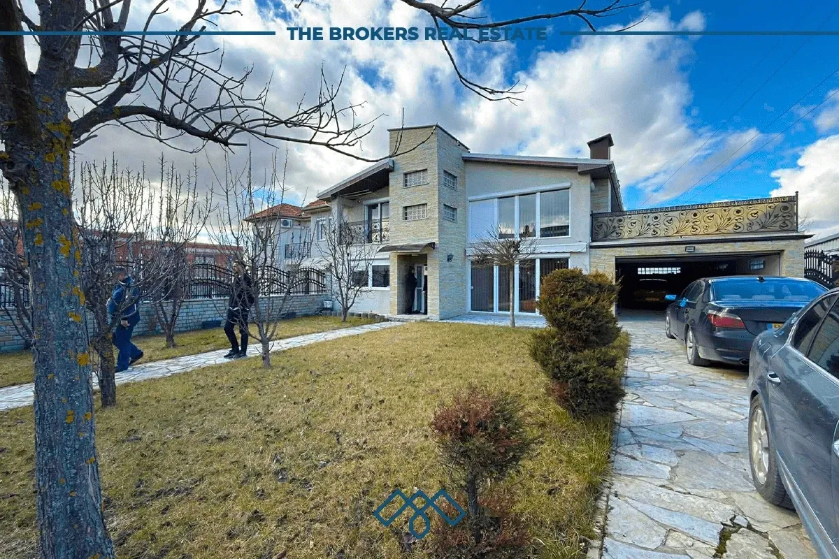 Shtëpi në shitje 400m2 - Veternik. – foto 15