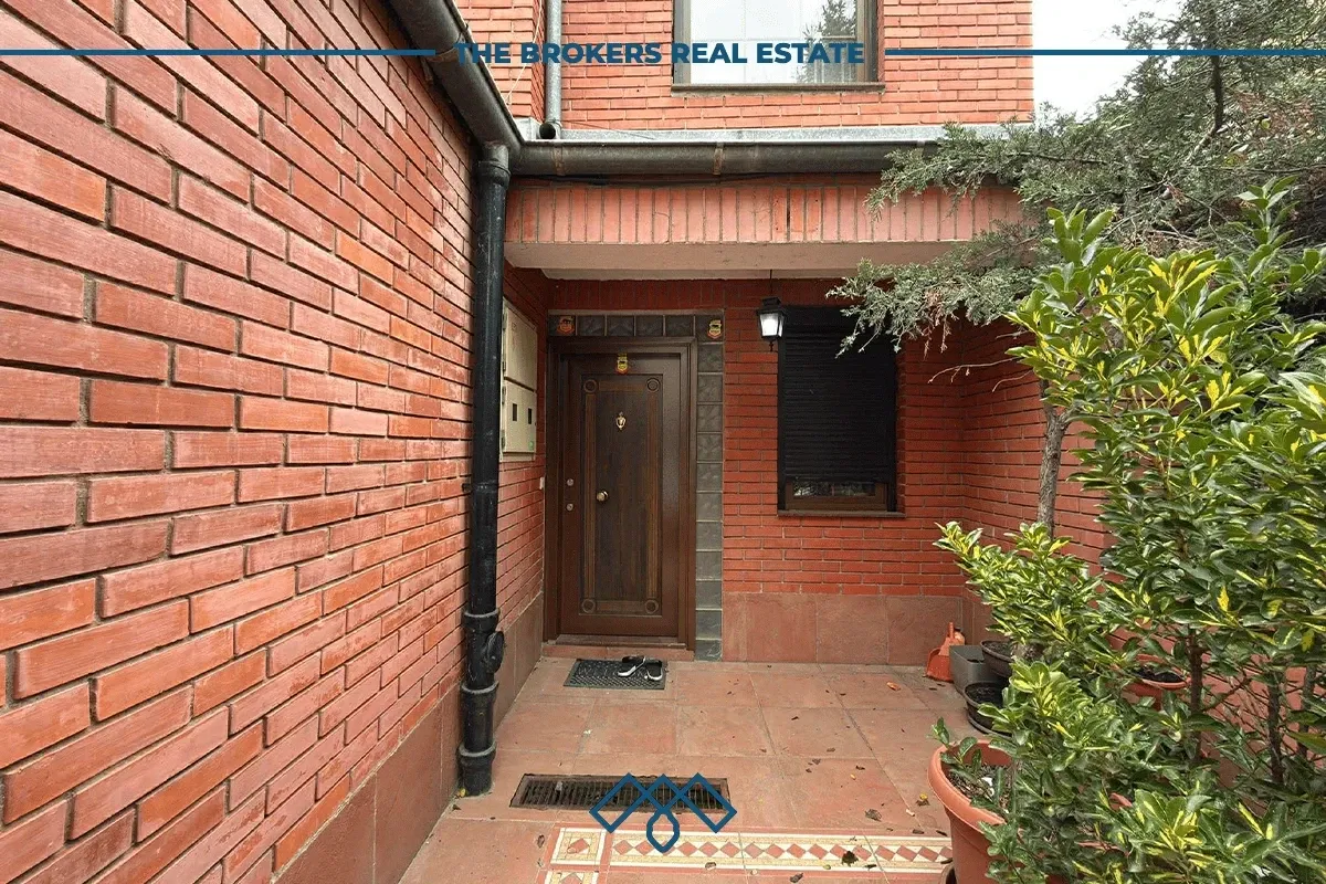Shtëpi me qira 150m2+60m2 terasë - Bregu i Diellit. – foto 15