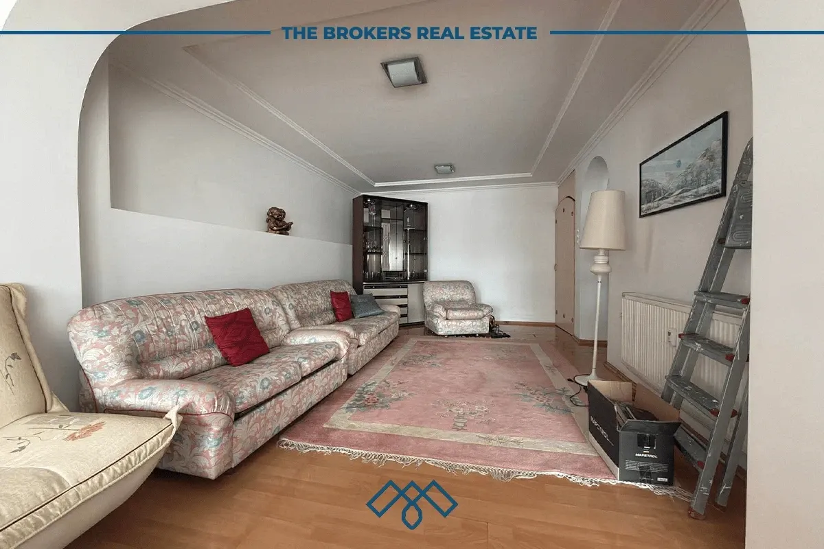 Shtëpi me qira 150m2+60m2 terasë - Bregu i Diellit. – foto 9