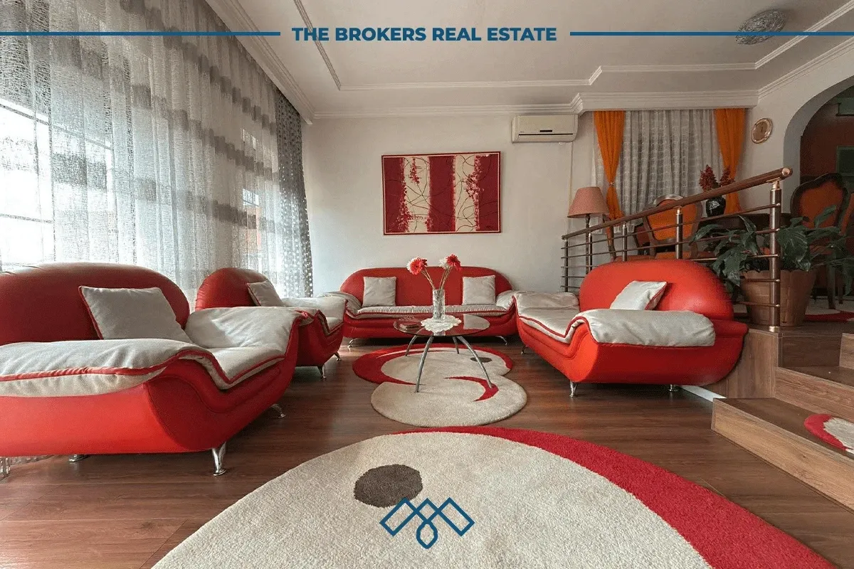 Shtëpi me qira 150m2+60m2 terasë - Bregu i Diellit. – foto 2