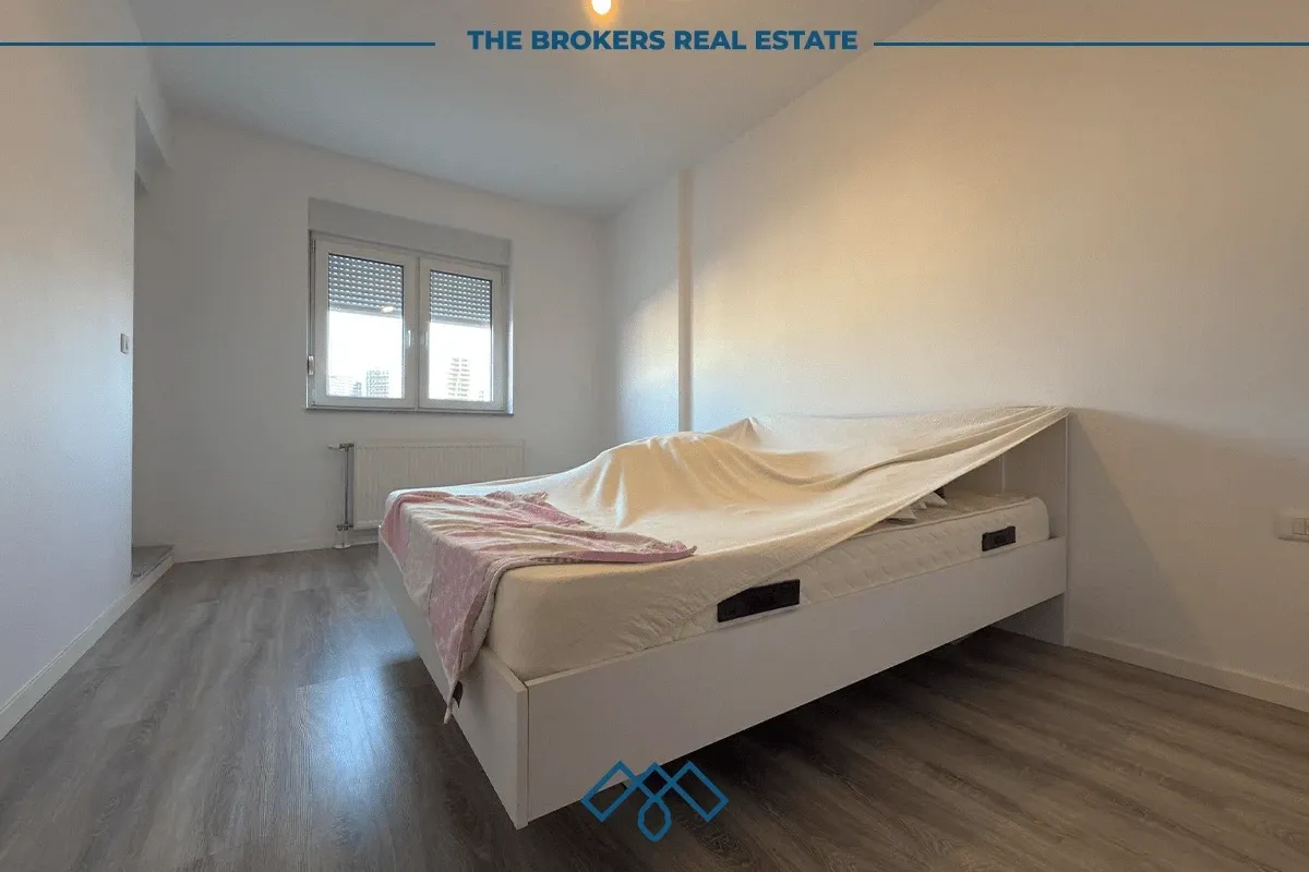 Banesë nëshitje 87m2 me fletë poseduese + garazh - Emshir/Kalabri. – foto 7