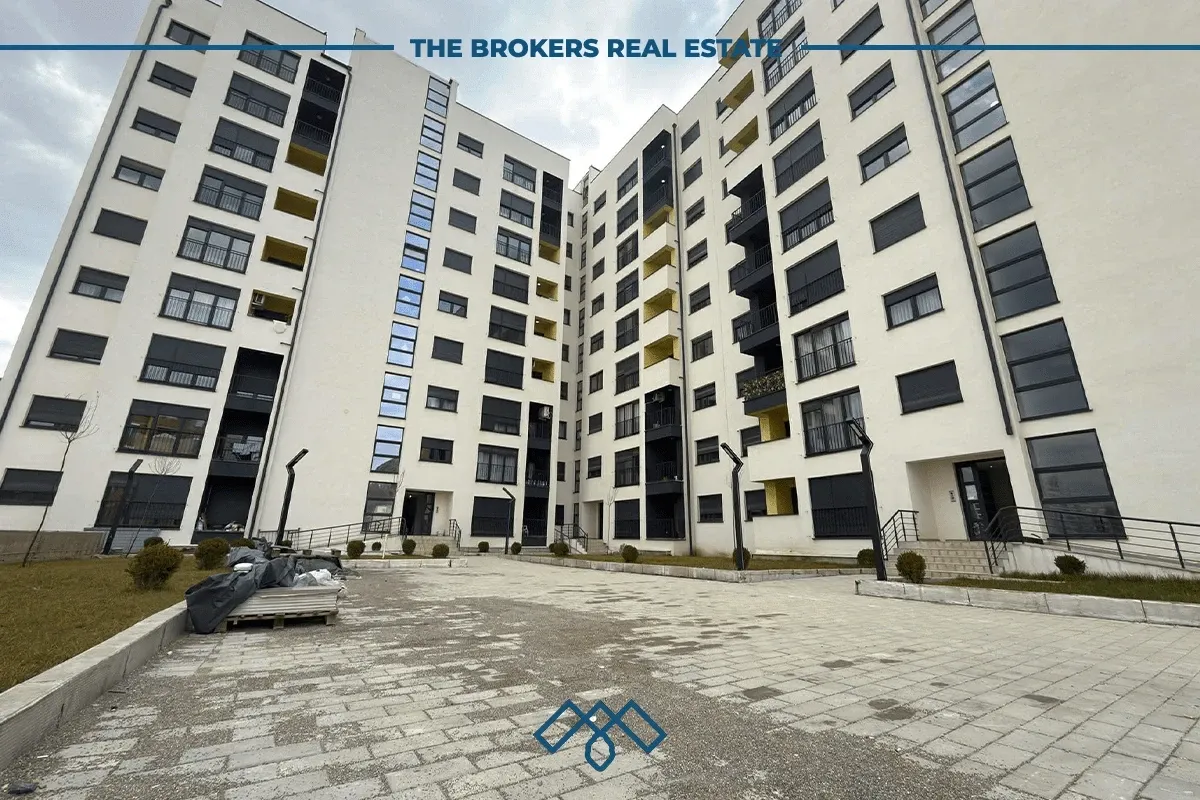 Banesë në shitje 120m2 - Rruga A. – foto 1