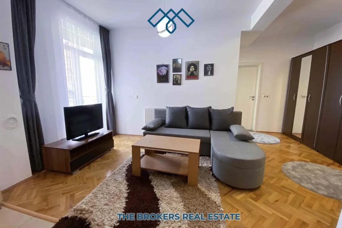 Ofrohet me qira banesa 45m2 në lagjen e Muhaxherëve, përballë kolegjit FAMA dhe vetëm 50 metra nën Ambasadën e Zvicrës. – foto 2