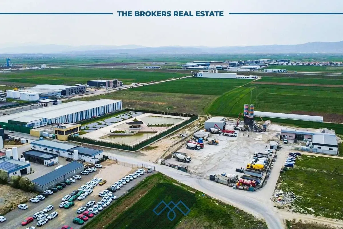 Truall në shitje 40 Ari – afër Marigona Residence. – foto 4
