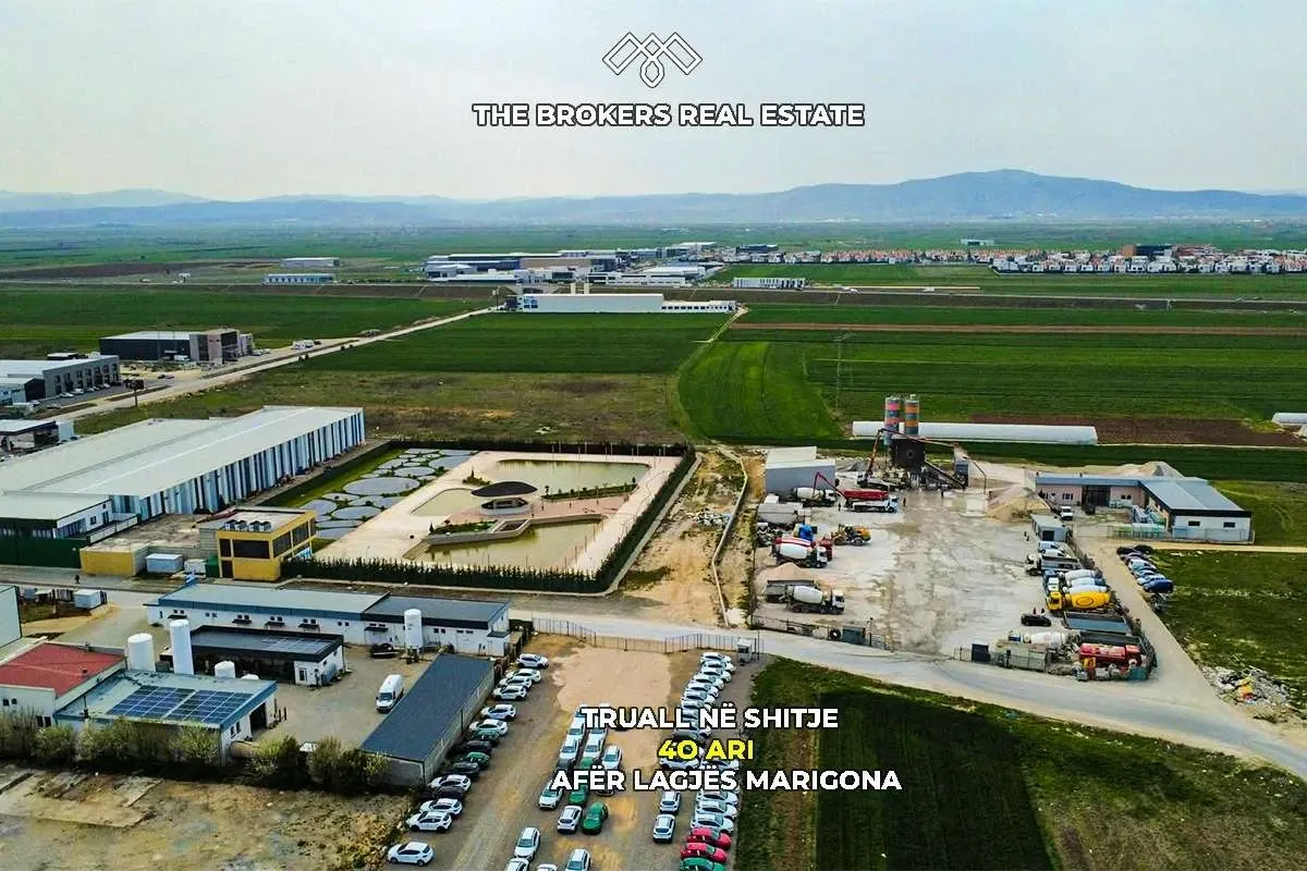 Truall në shitje 40 Ari – afër Marigona Residence. – foto 1