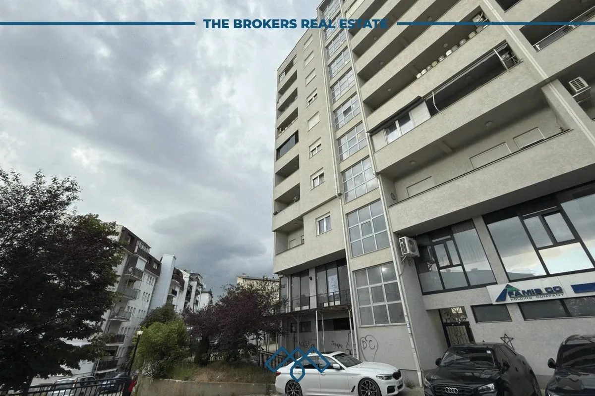 Banesë në shitje me fletë poseduese 96,5m2 + garazhë - Bregu i Diellit. – foto 10