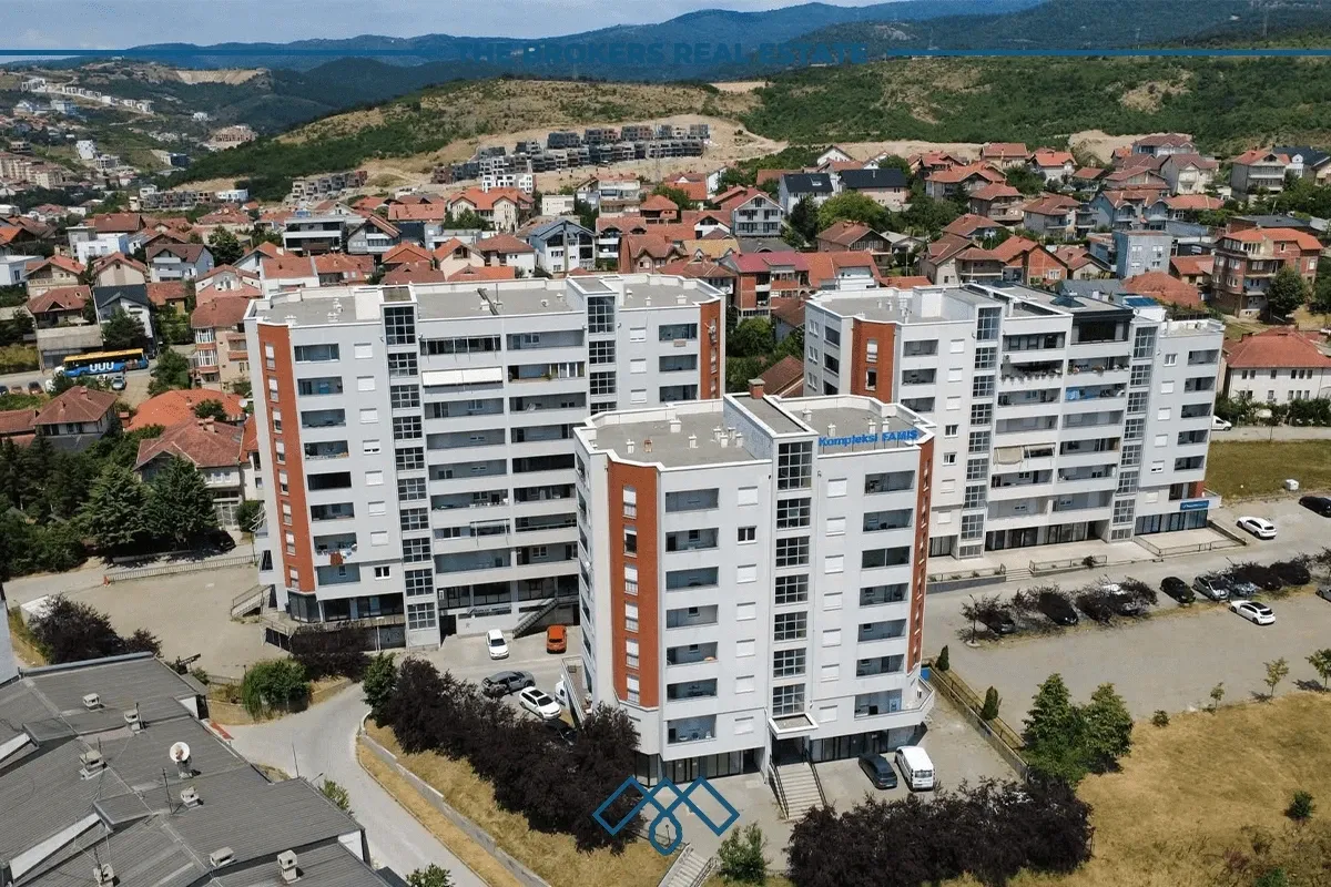 Banesë në shitje me fletë poseduese 96,5m2 + garazhë - Bregu i Diellit. – foto 1