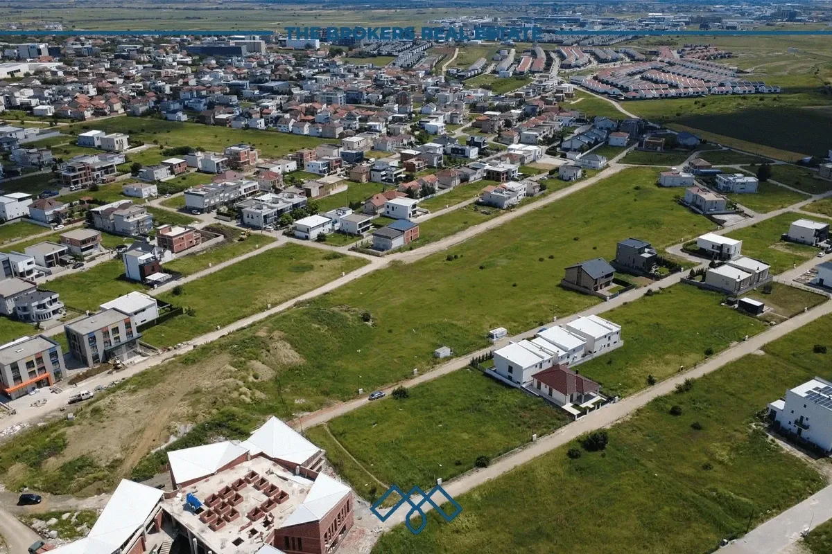 Truall në shitje 3 Ari - Lagjja Qendresa. – foto 2