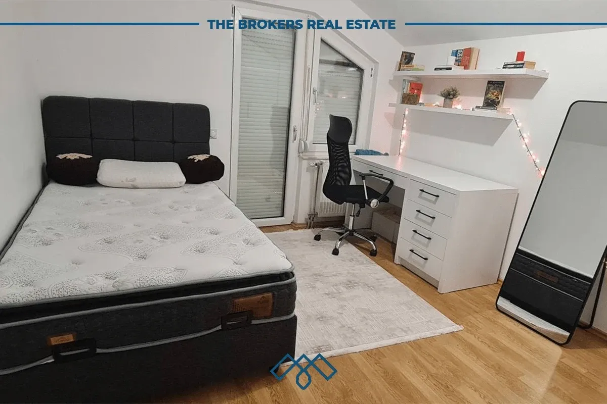 Shtëpi në shitje 280m2 + 3 ari truall me fletë poseduese - Lagjja Janina. – foto 4