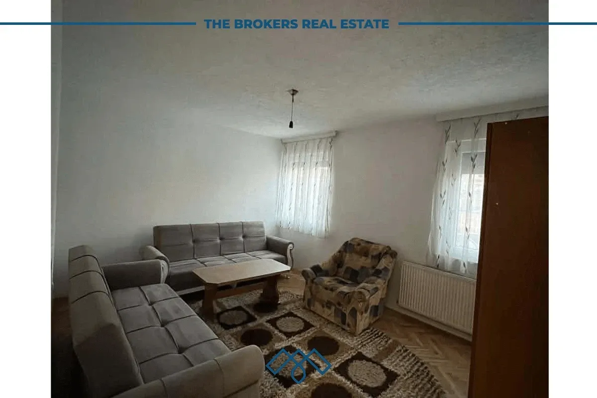 Banesë me qira 90m2 - mbrapa teatrit. – foto 1