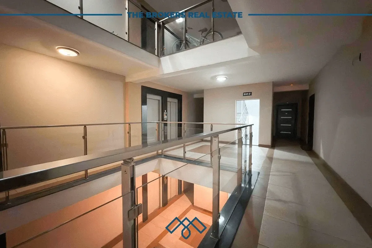 Banesë në shitje me fletë poseduese 85.7 m2 - Emshir. – foto 14