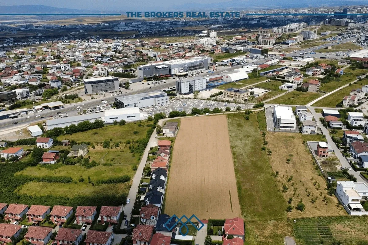 Truall në shitje 104 Ari - Çagllavicë, mbrapa Fortesës. – foto 4