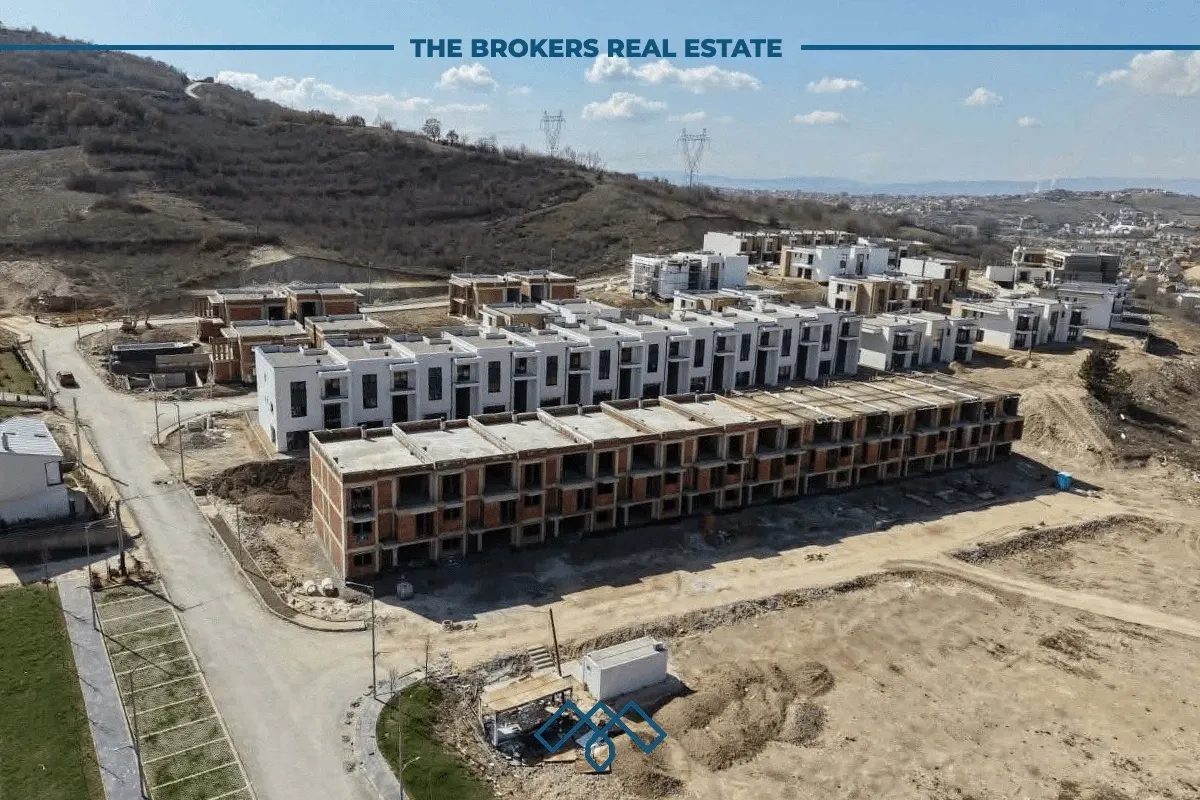Shtëpi në shitje 322m2 – Afër Gërmisë | Lagjja e Gjelbër – foto 1