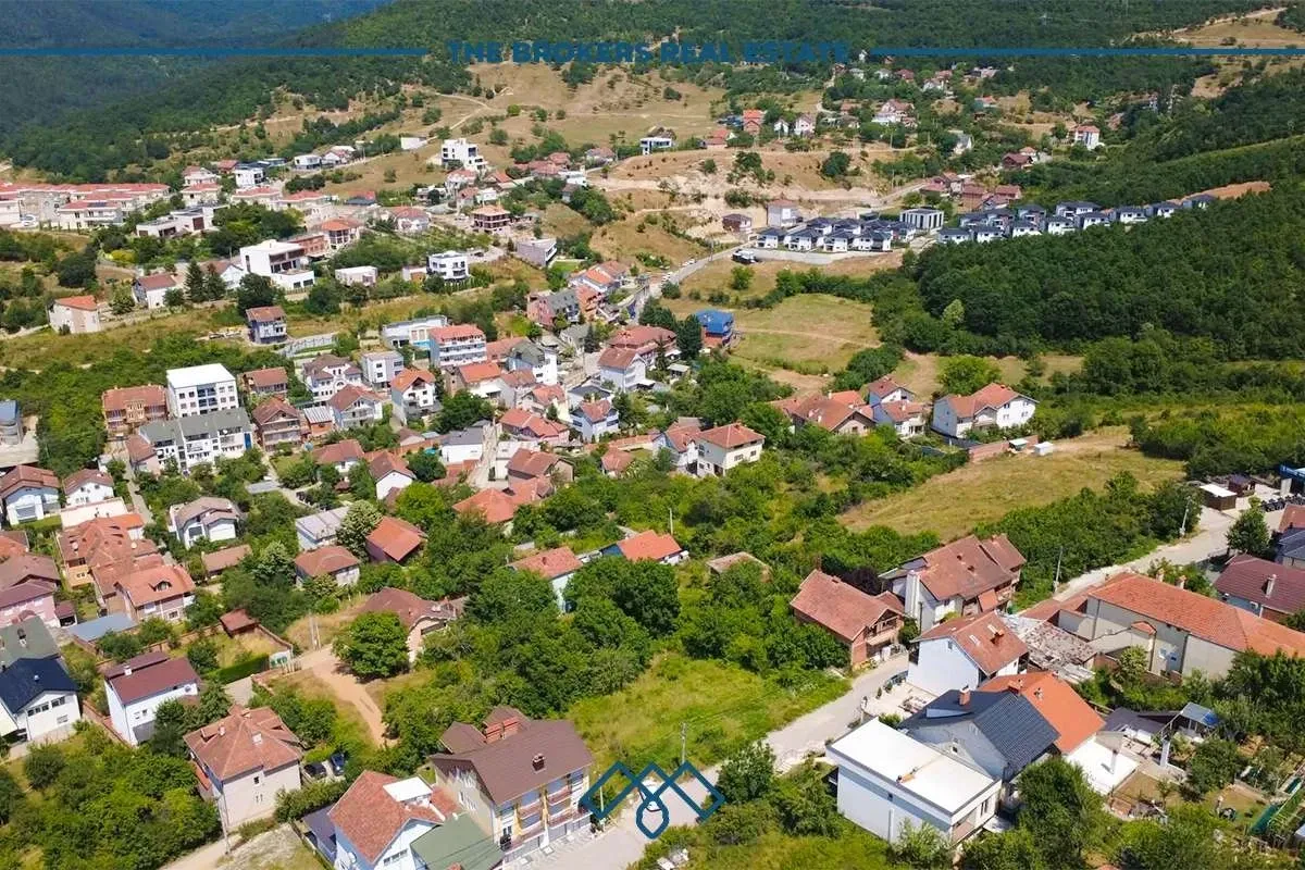 Truall në shitje - 9 Ari - Sofali – foto 4