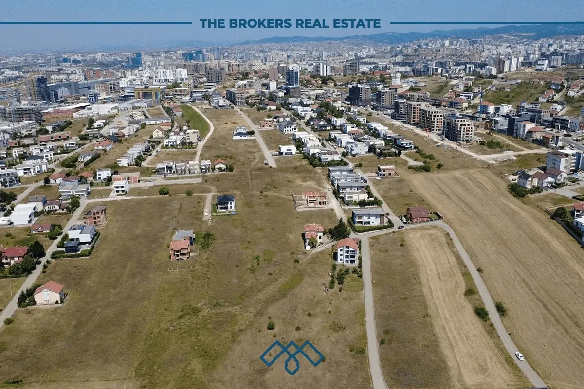 Parcelë në shitje 5 Ari – mbrapa lagjës 038. – foto 4