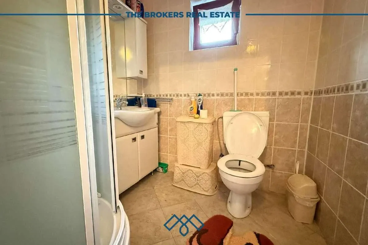 Shtëpi në shitje 200m2 + 8,51 ari truall - Istog. – foto 21
