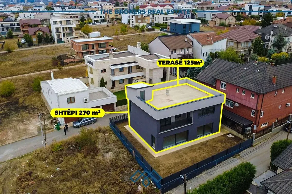 Shtëpi 270m2 | 3,75 ari truall në shitje - lagjja Qendresa, prapa Grand Store. – foto 1