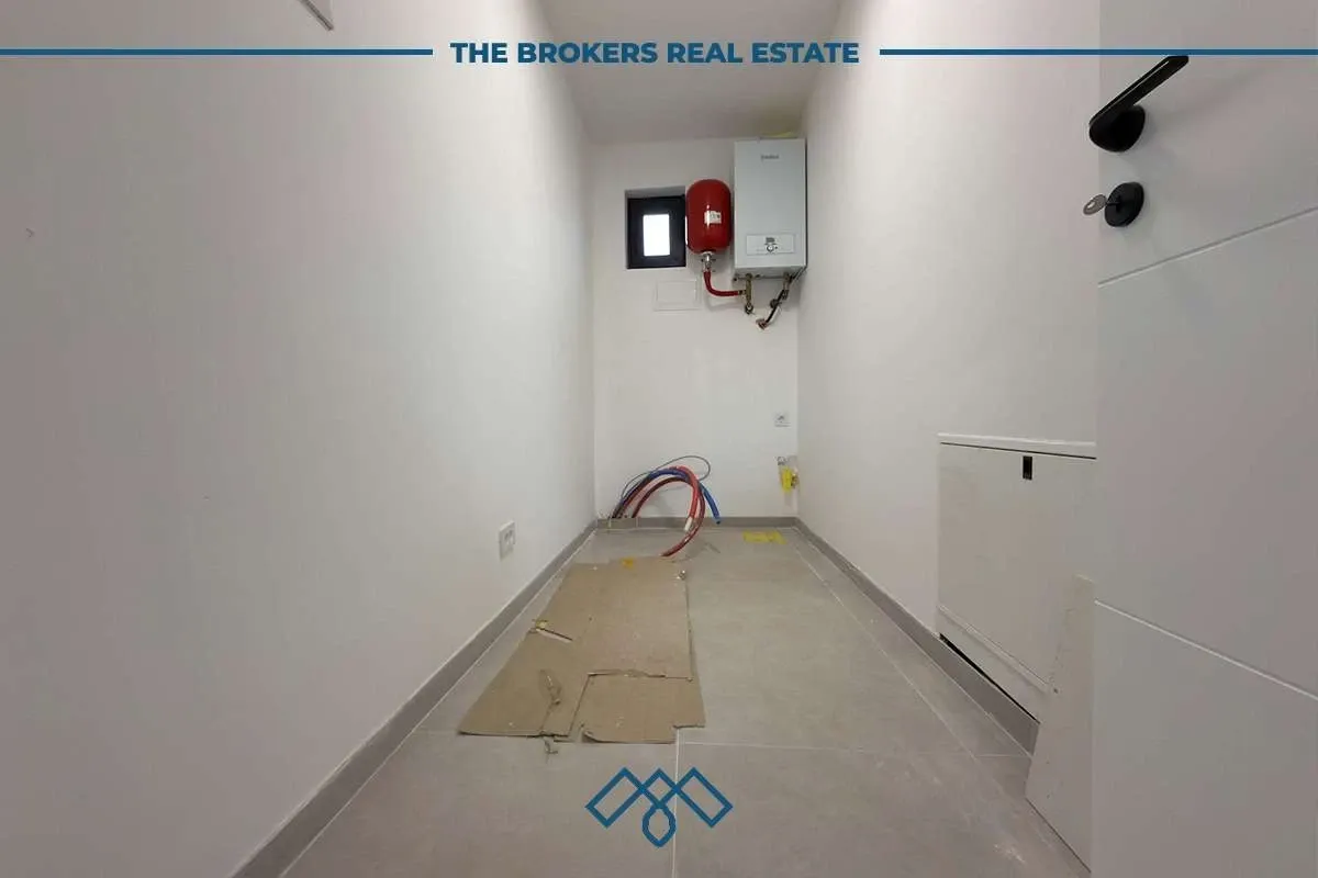 Shtëpi 270m2 | 3,75 ari truall në shitje - lagjja Qendresa, prapa Grand Store. – foto 11