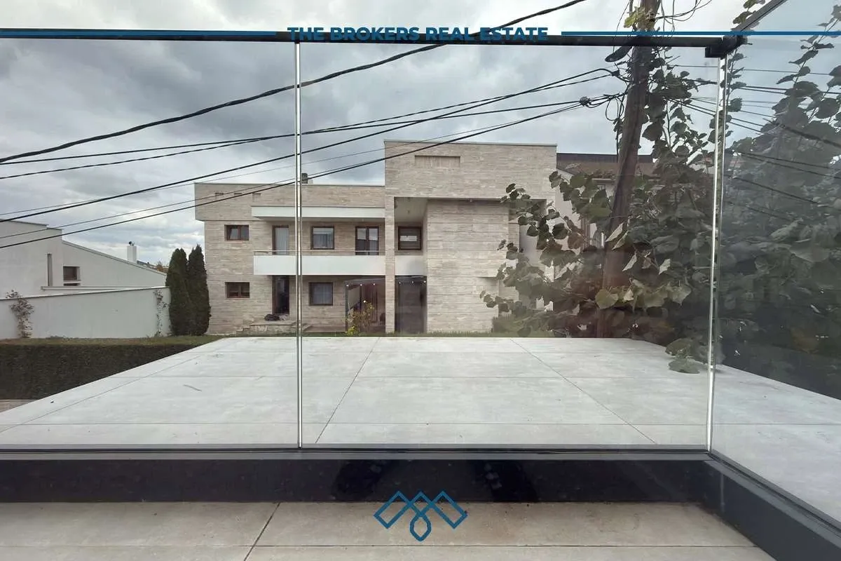 Shtëpi 270m2 | 3,75 ari truall në shitje - lagjja Qendresa, prapa Grand Store. – foto 16