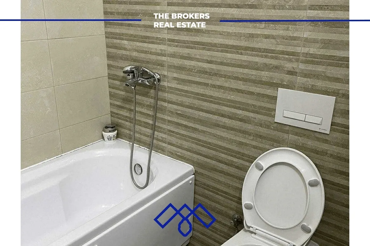 Ofrohet për shitje banesa 63.7 m² në lagjen Muharrem Fejza, ndërtuesi Royalli – foto 7