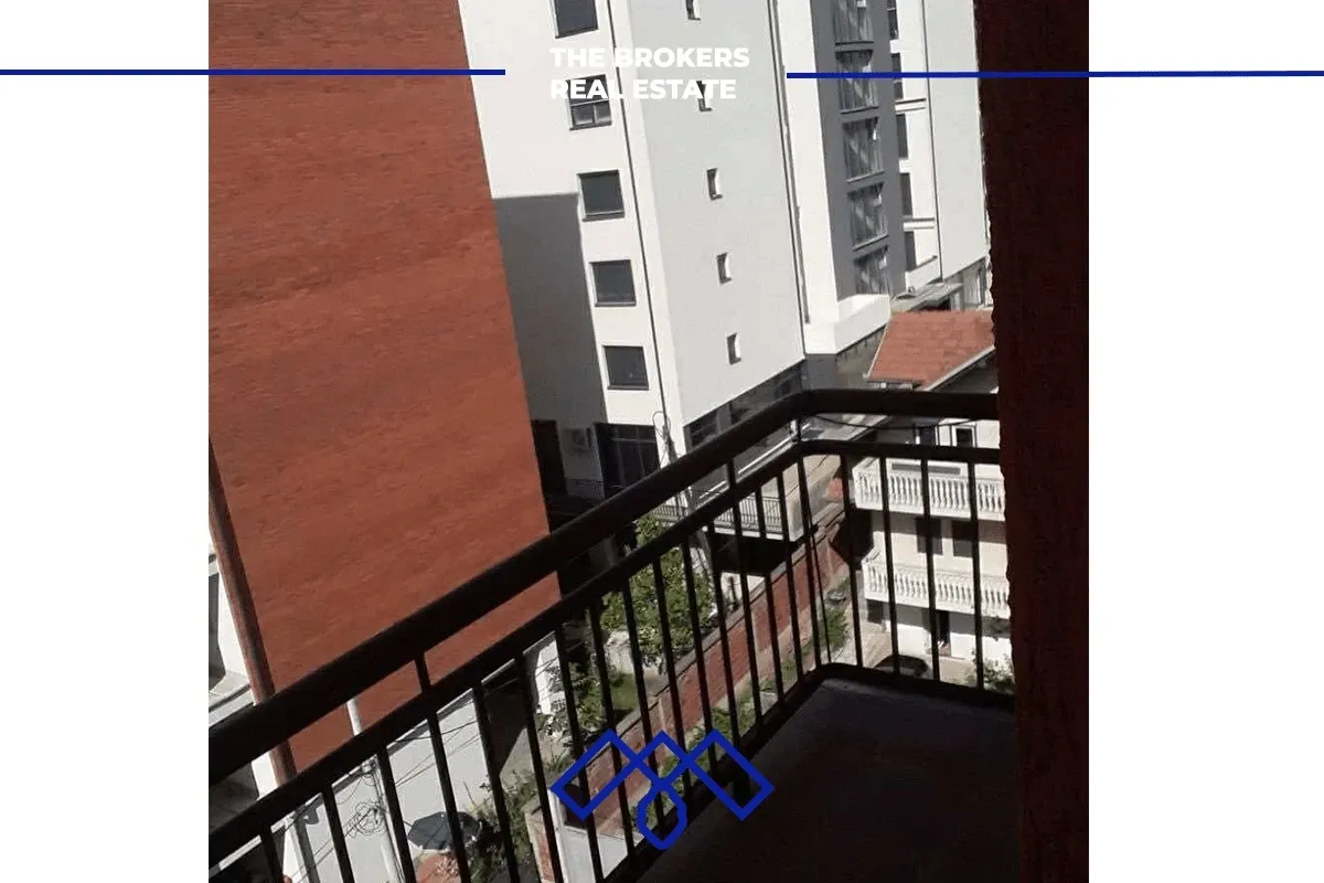 Ofrohet për qira banesa 65m2 në lagjen Muharrem Fejza – foto 5