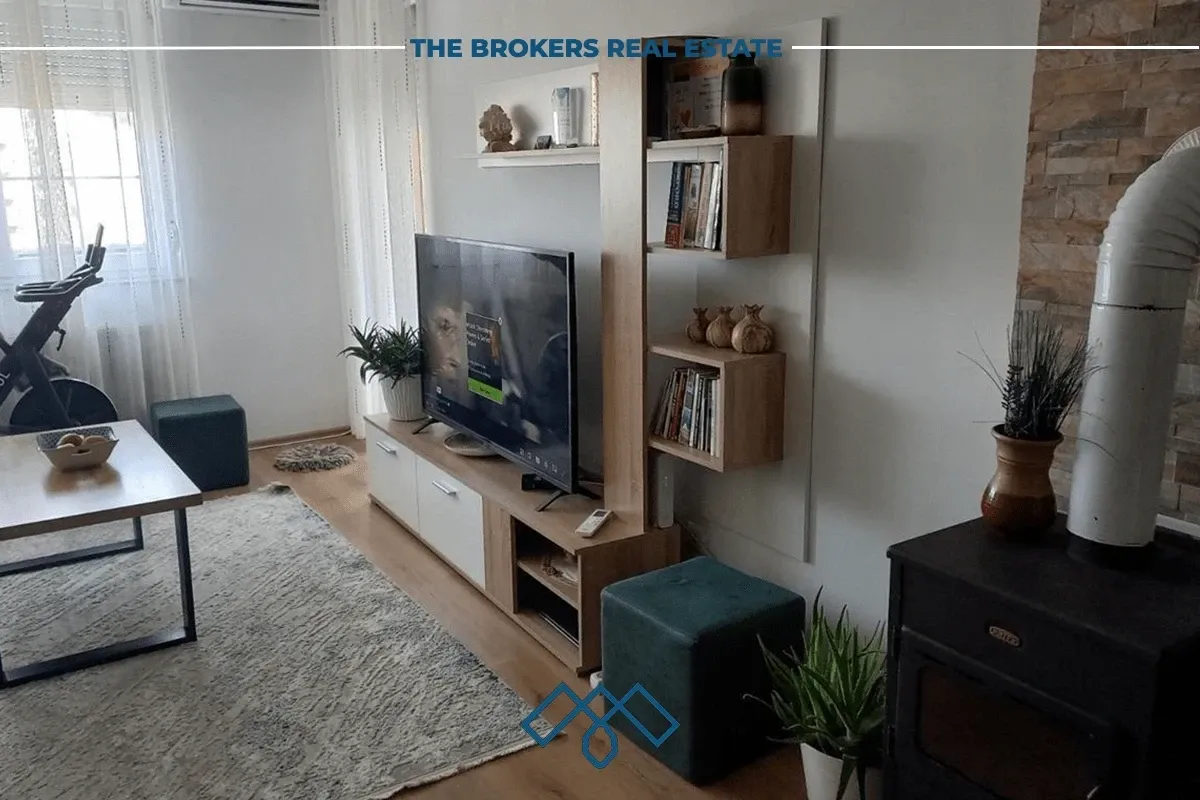 Banesë në shitje 76m2 – Lagjja Mati 1 – foto 2