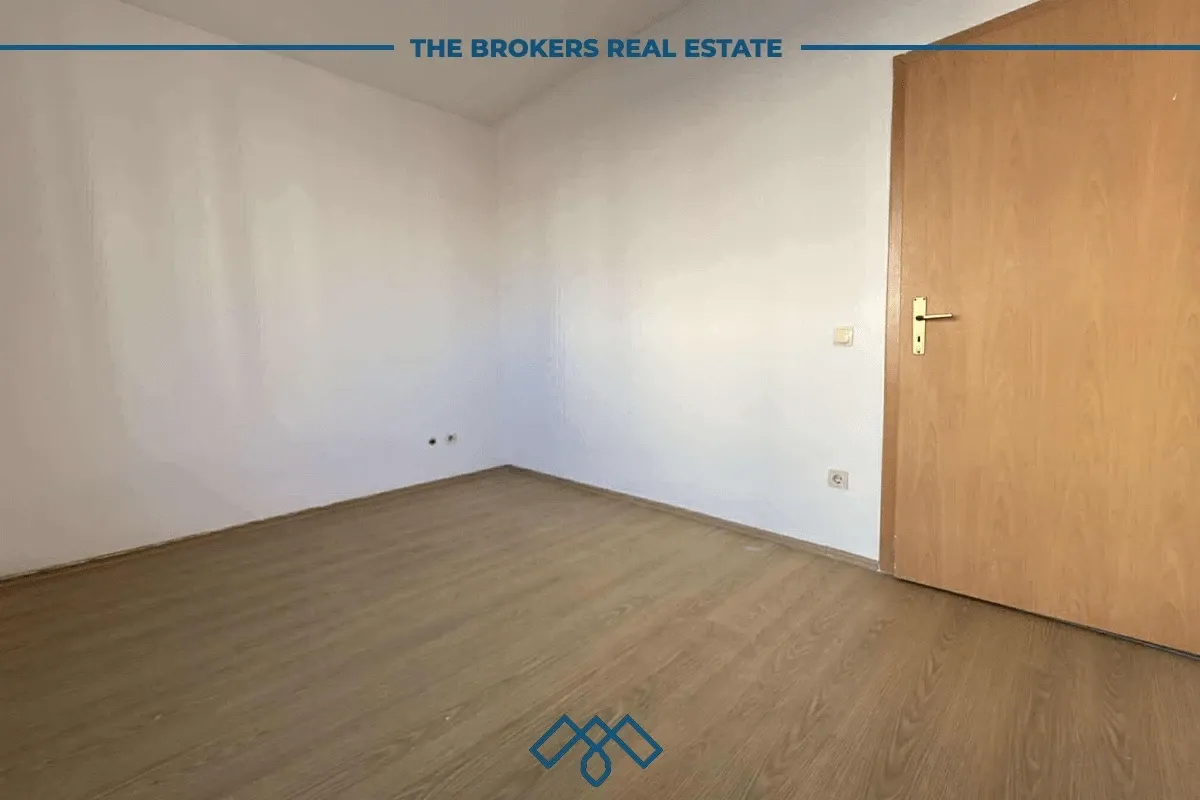 Banesë 90m2 në shitje në Fushë Kosovë, në kompleksin Euroloni, afër Stacionit të Policisë. – foto 6